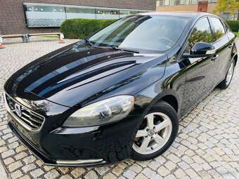 Volvo V40 1.6i BENZÍN MANUÁL 1.MAJITEL KAMERA SERVISKA - 2