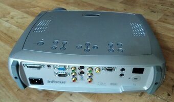 Projektor InFocus 7200 - 2