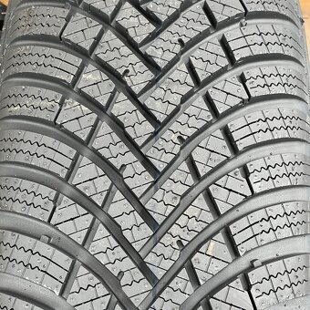 Mega akce Nove Zimni pneu 195/65 R15 91T Hankook - 2
