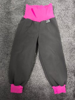 Dívčí softshellové kalhoty zateplené fleecem vel. 98 - 2