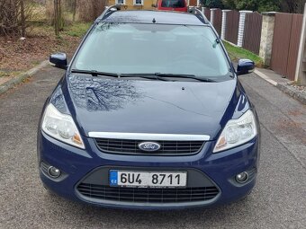 FORD FOCUS combi 1,6 74kw, benzin, r. v. 2/2011 koupeno v CZ - 2