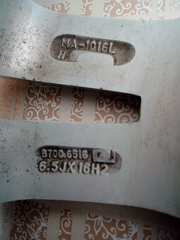 prodám 4 alu disky 6,5JX-16 H2 - ET 45 Renault, DACIA - 2