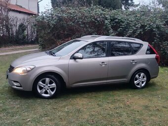 Kia Ceed 2012, 1.6 benzín - 2