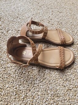 Dětské sandály Baťa vel.34. - 2