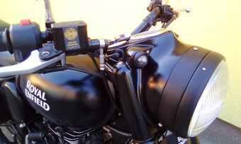 Royal Enfiel Classic 500 - 2