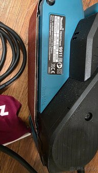 Makita  bruska 9911 - 2