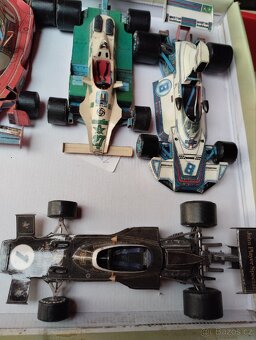Papírové formule z ABC - 2