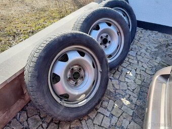 Kola multivan transporter T5.1 - 2
