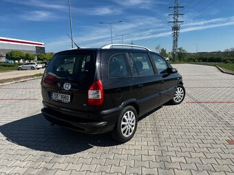 Opel Zafira 1.8 / 7 míst - 2
