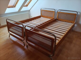 Chromová funkcionalistická ložnice 4 kusy - 2