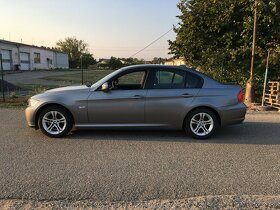 Rozprodam BMW E90 318D 105KW LCI r.v. 2009 - 2