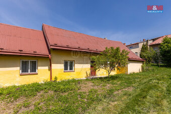 Prodej rodinného domu, 234 m², Skuteč, ul. Palackého náměstí - 2