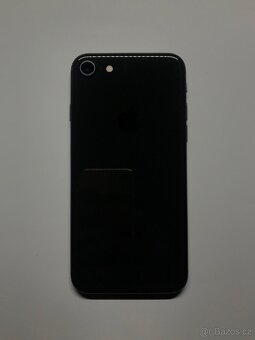 iPhone 8 - 64GB - 2