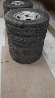 FORD tranzit pneu 215/75R16C vč. disků - 2
