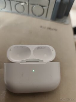 Pouzdro na sluchátka Apple Air pods - 2