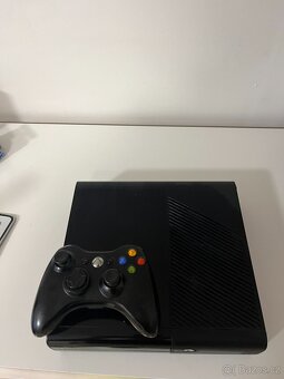 Xbox 360 + 1 Ovladač - 2