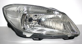 Novy pravy svetlomet Fabia 2 facelit bez cocky. - 2