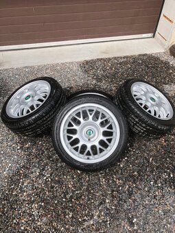 Alu disky Škoda Laurin Klement 5x100 r16 - 2