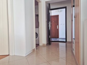 ☀NOVALJA (HR) - 2-izbový byt 45 m2 na prízemí so záhradou - 2