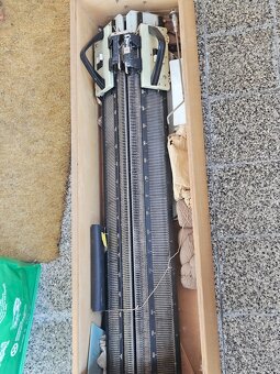 Prodám pletací stroj - 2