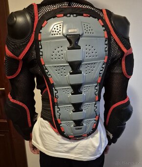 Ochranná vesta na terénní motorku - 2