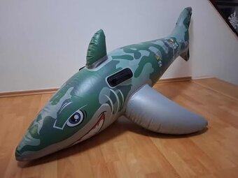 Nafukovací žralok - 2