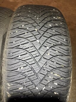 Prodám 2ks zimní 205/45 r16 - 2