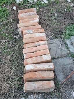 Staré cihly z bouračky - 2