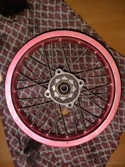 Přední ráfek 12" - 2