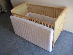 dětská postýlka Scarlett Kacper s příslušenstvím - 2
