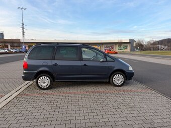 Volkswagen Sharan 1.9 TDi 7 míst - 2