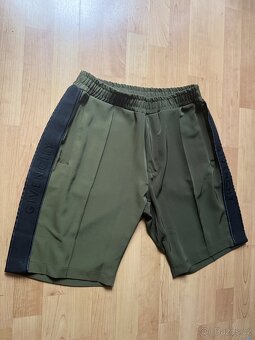 Panske Givenchy kratasy - 2