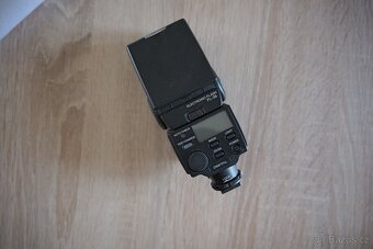 📸 Predám blesk Olympus FL-36 - 2