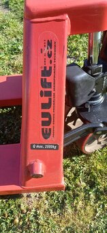 Paleťák 2500kg - 2