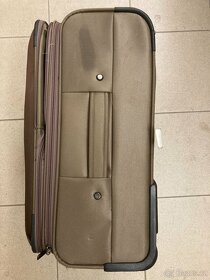 Cestovní kufr (s rozměry kabinového zavazadla) - 2