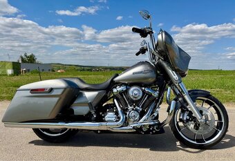 Harley-Davidson Street Glide 107 (2023) - 2