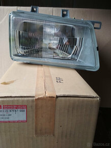 Přední světlo 81110-87F87 na Daihatsu Charade II - 2