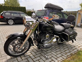 HARLEY-DAVIDSON ROAD KING CLASSIC FLHRCI - 2