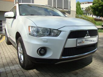 Mitsubishi Outlander 2.0i MIVEC - 2