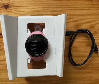 Garmin Forerunner 265S AMOLED GPS běžecké hodinky světle růž - 2