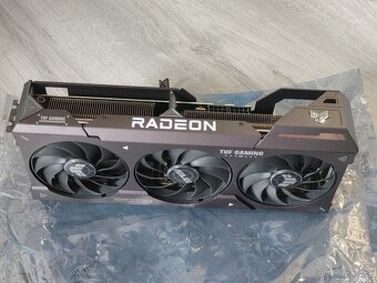 ASUS TUF Radeon RX 7600 XT O16G GAMING (zaruka do 5.4.2027) - 2