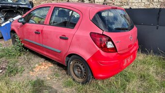 Prodám díly Opel Corsa D 5 dv - 2