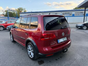 Volkswagen Touran CROSS, 2.0 tdi manual - 2