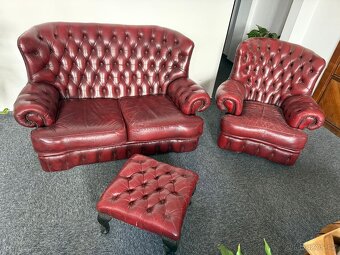 Chesterfield set - sedačka, křeslo, podnož - 2