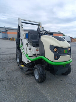 Traktorová sekačka - 2