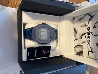 Casio G-Shock GMW-B5000EH-1ER - 2