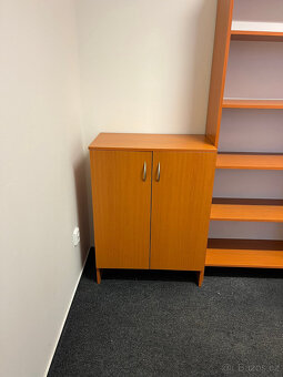 Kancelářský nábytek - 2