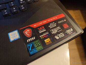 Herní notebook MSI GT75VR 7RF TITAN PRO GTX1080 - 2