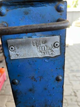 Hřebenový zvedák - 2