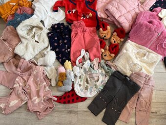 Velký set oblečeni pro dvojčátka holčičky - 2